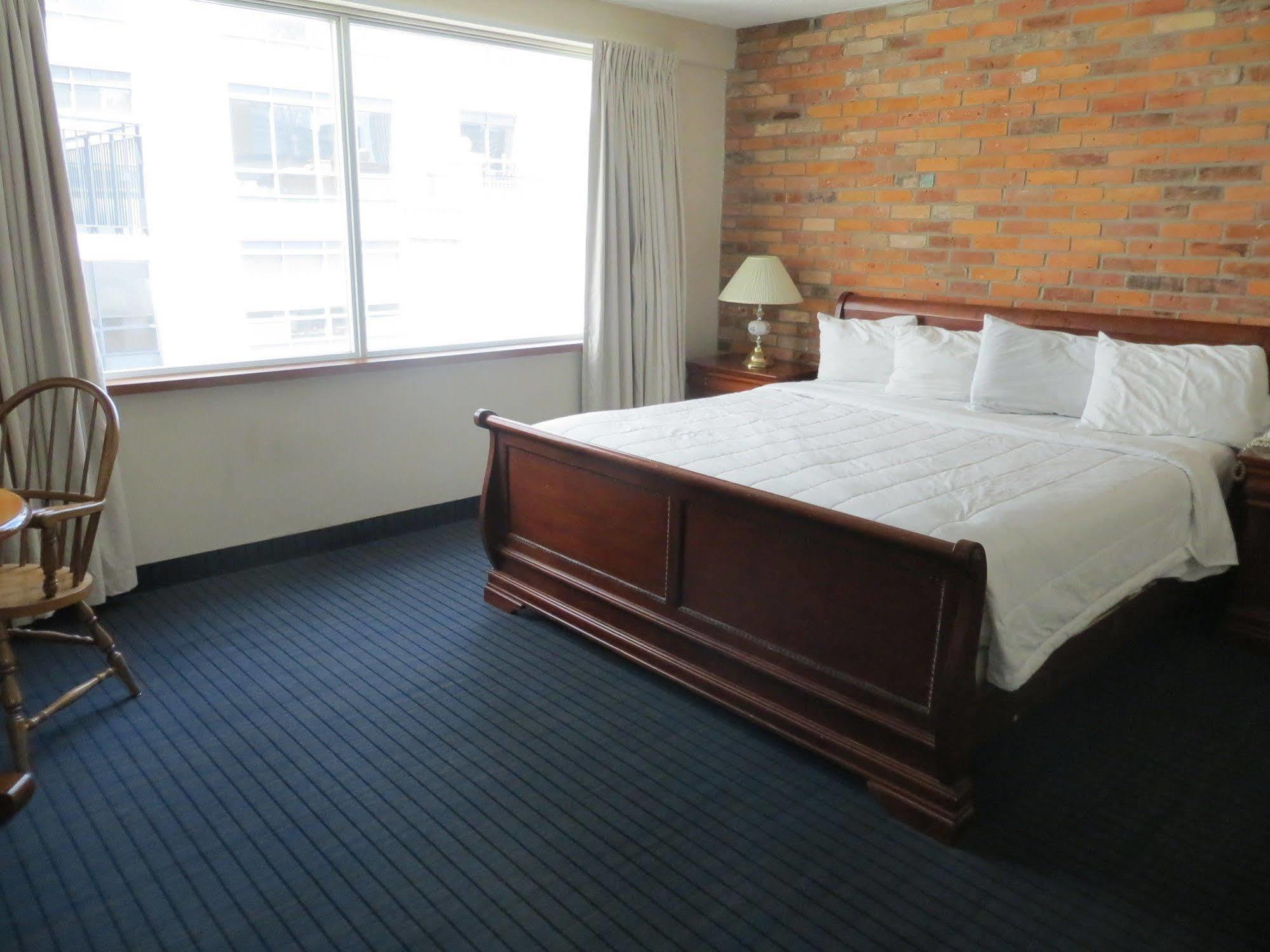 Hotel 89 Yorkville Toronto Extérieur photo